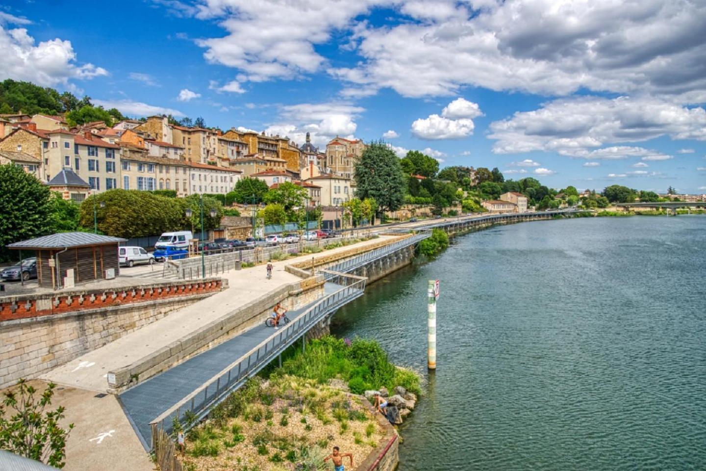 Maison "Le Figuier" Trevoux Climatisee Dış mekan fotoğraf